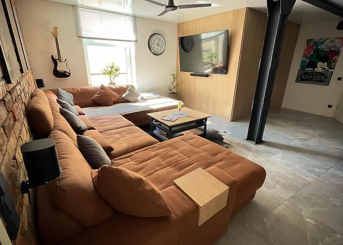 Design Loft Herford - Parkplatz, Wlan, Netflix, Heimkino